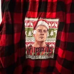 Red and Black Plaid Top Christmas flannel.  Men’s 3XL